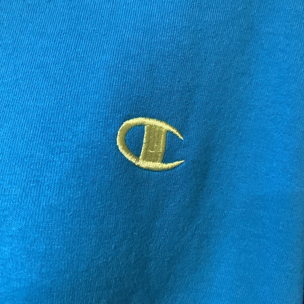Champion sweatshirt - Picture 2 of 9